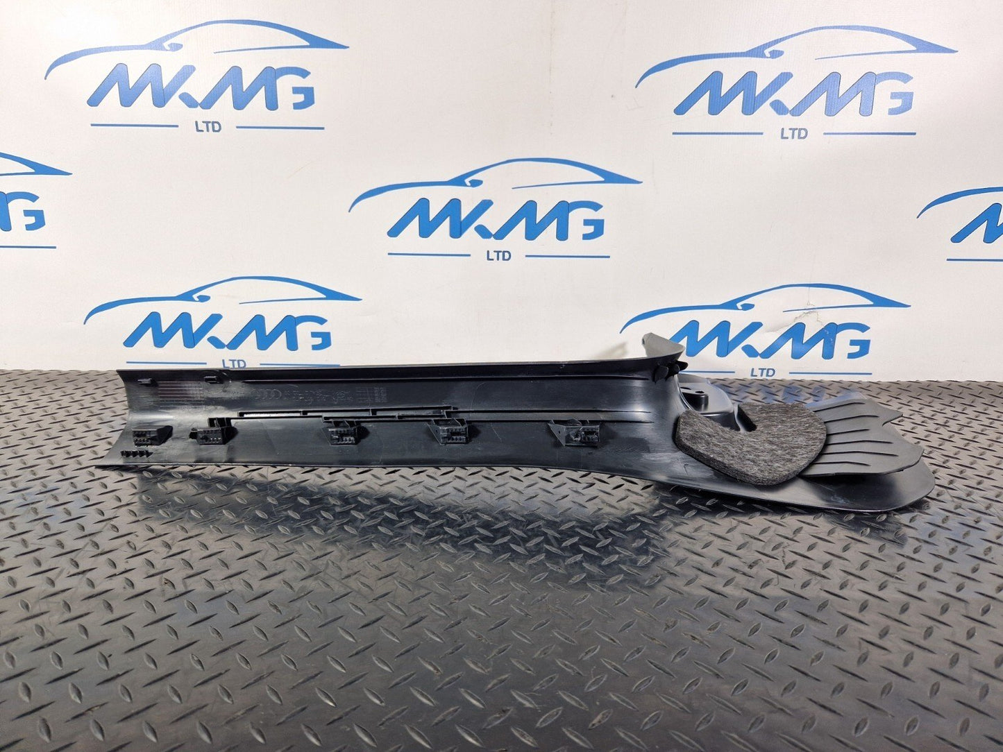 16-19 AUDI A4 B9 FRONT RIGHT DRIVER SIDE A-PILLAR FOOTWELL TRIM COVER 8W2867272