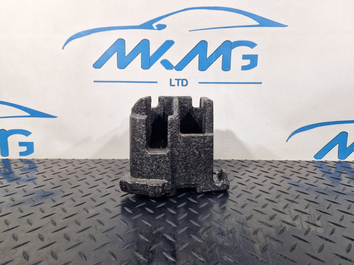 BMW 2 SERIES GRAN TOURER F45 F46 TRUNK FLOOR SUPPORT FOAM BRACKET 7360958