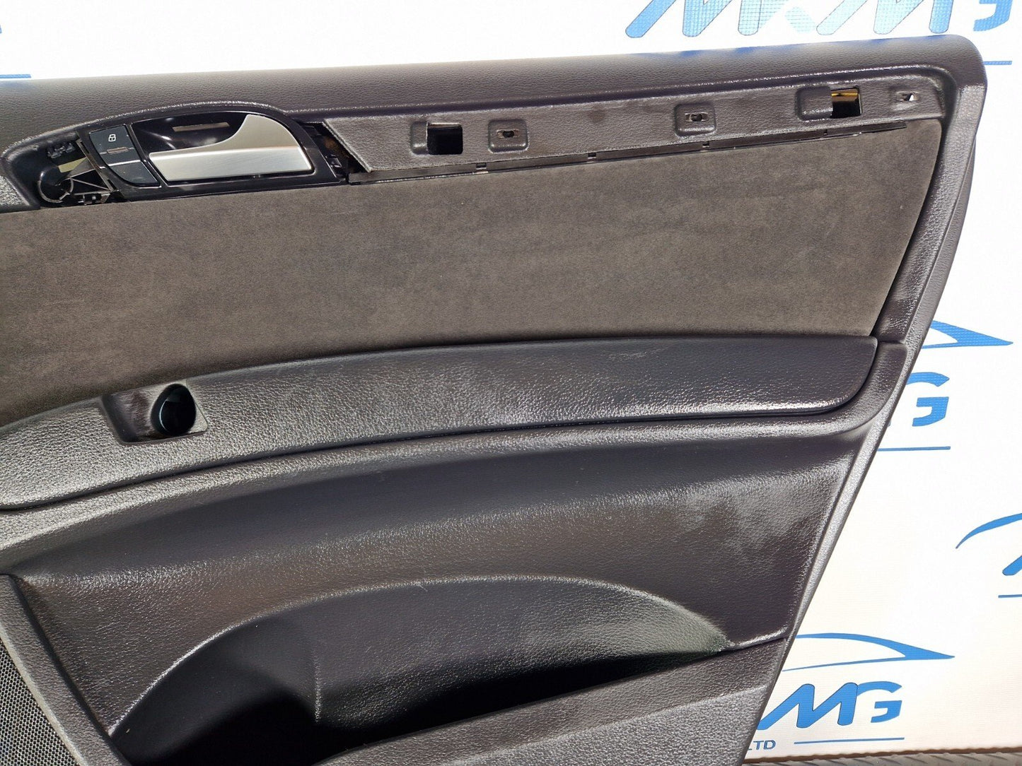 10-15 AUDI Q7 4L GENUINE OEM REAR RIGHT SIDE DOOR CARD 4L0867306B