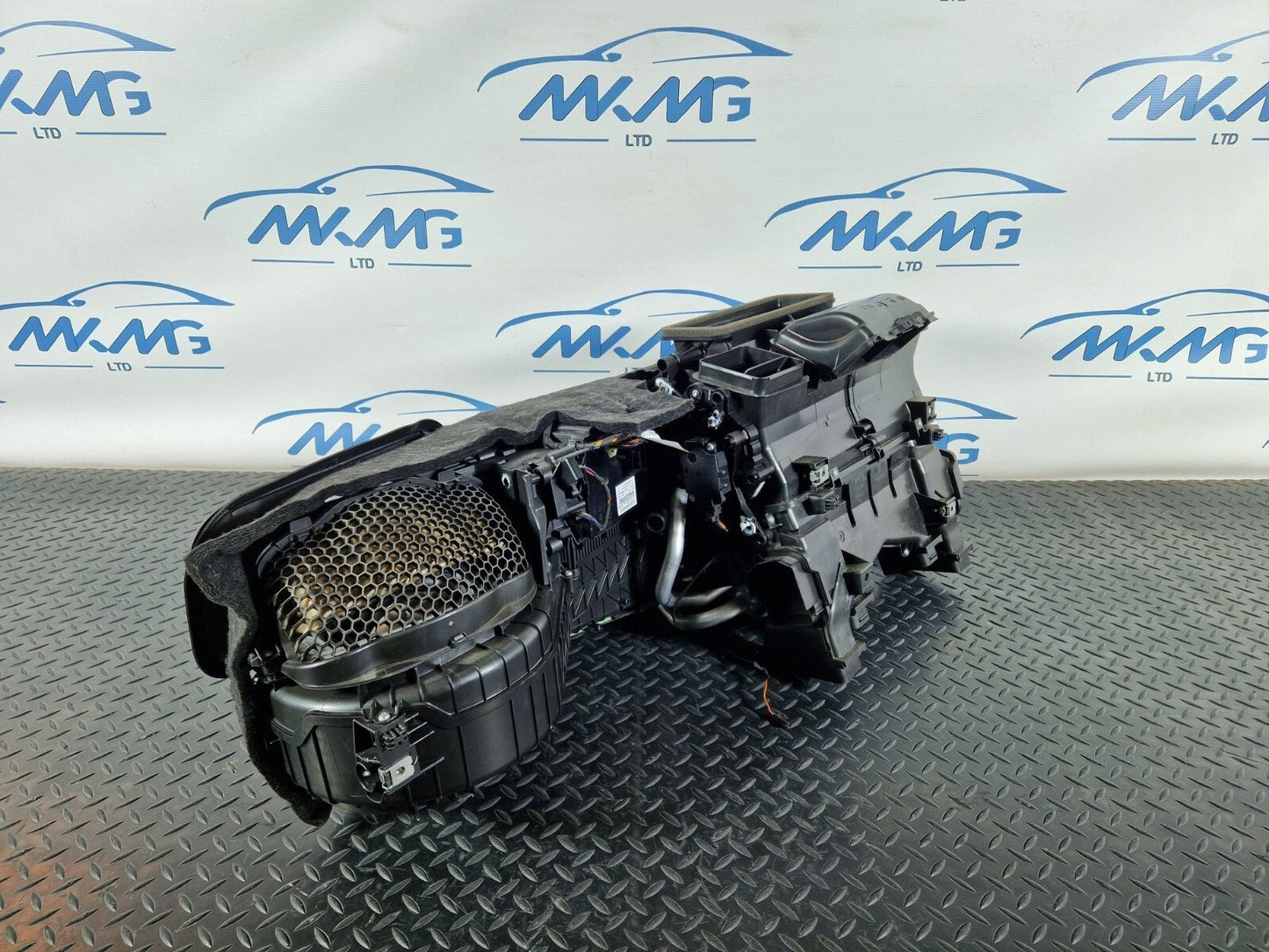 14-21 MERCEDES BENZ C220d W205 INTERIOR HEATER MATRIX CORE & A/C CONTROL MODULE