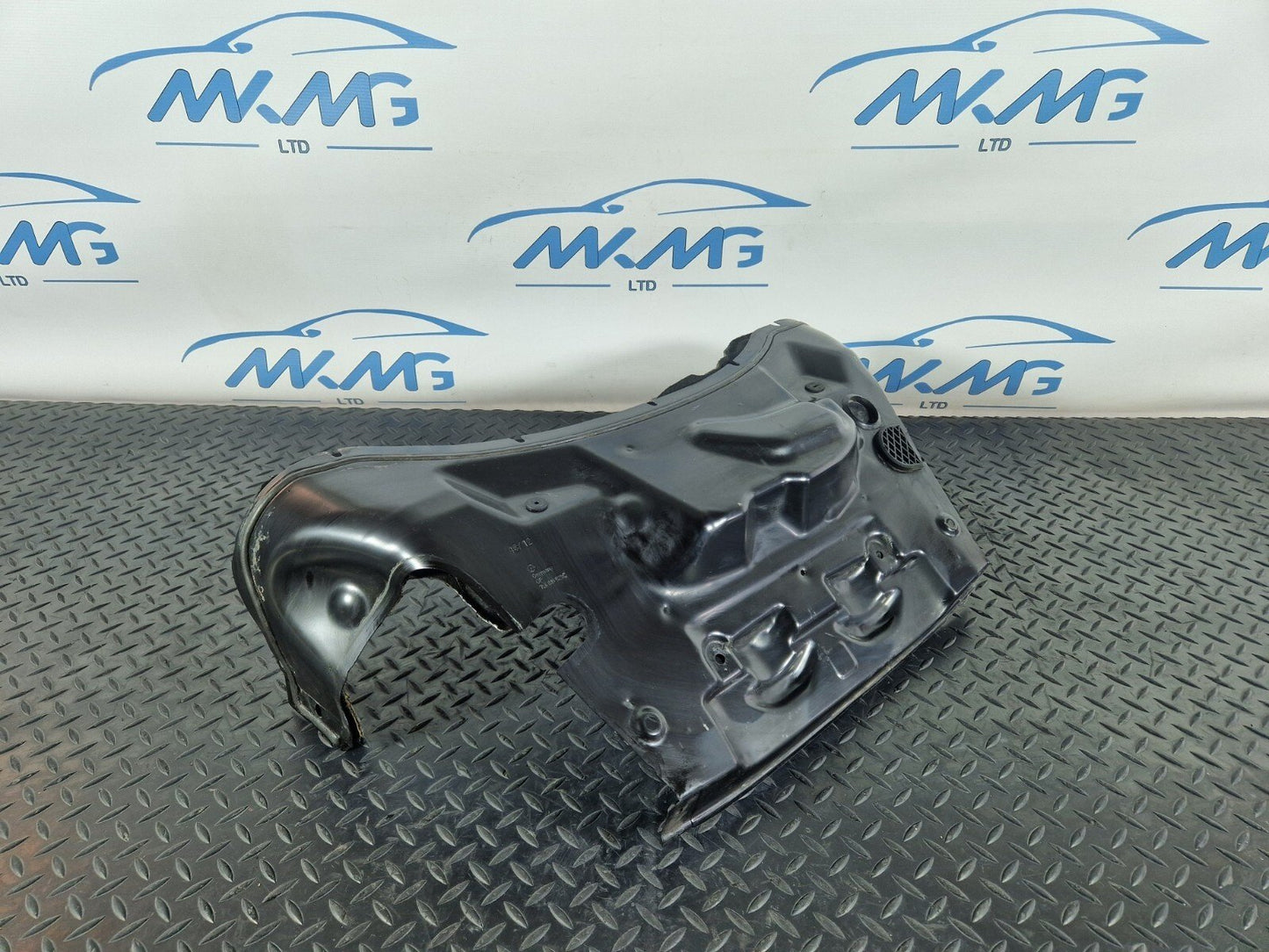 10-15 AUDI Q7 4L OEM ENGINE BAY SCUTTLE PANEL WATER BOX COVER 7L6819523C