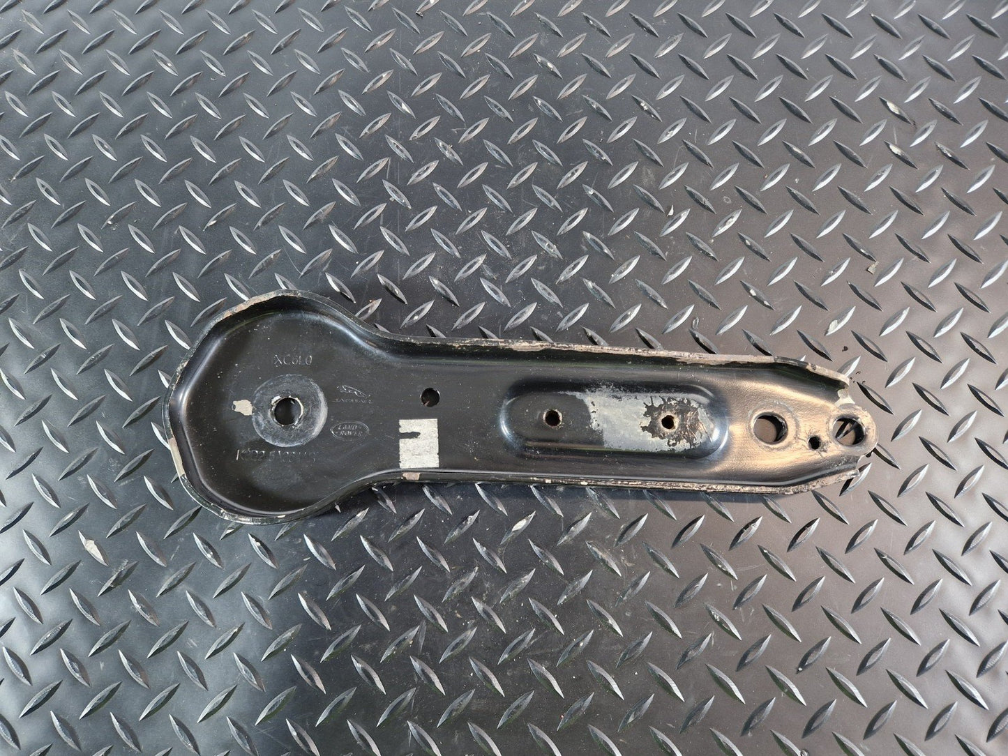 19-ON RANGE ROVER EVOQUE L551 REAR SUSPENSION MOUNT BRACKET K8D25A364AB