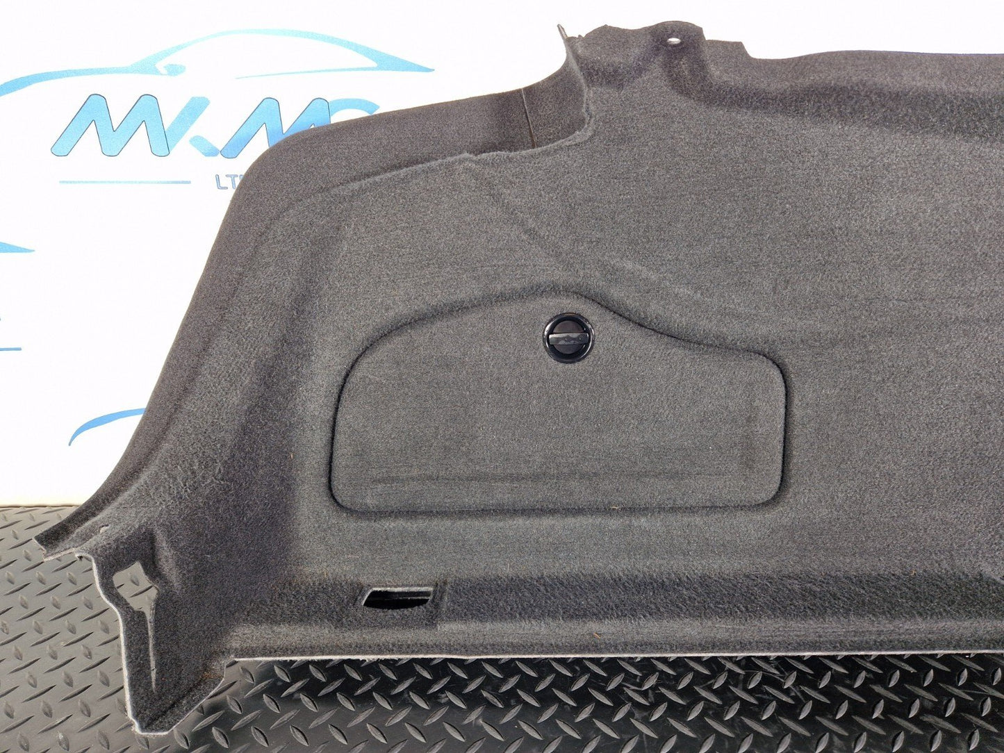 12-18 AUDI A6 C7 GENUINE REAR LEFT SIDE BOOT PANEL COVER 4G5863887D