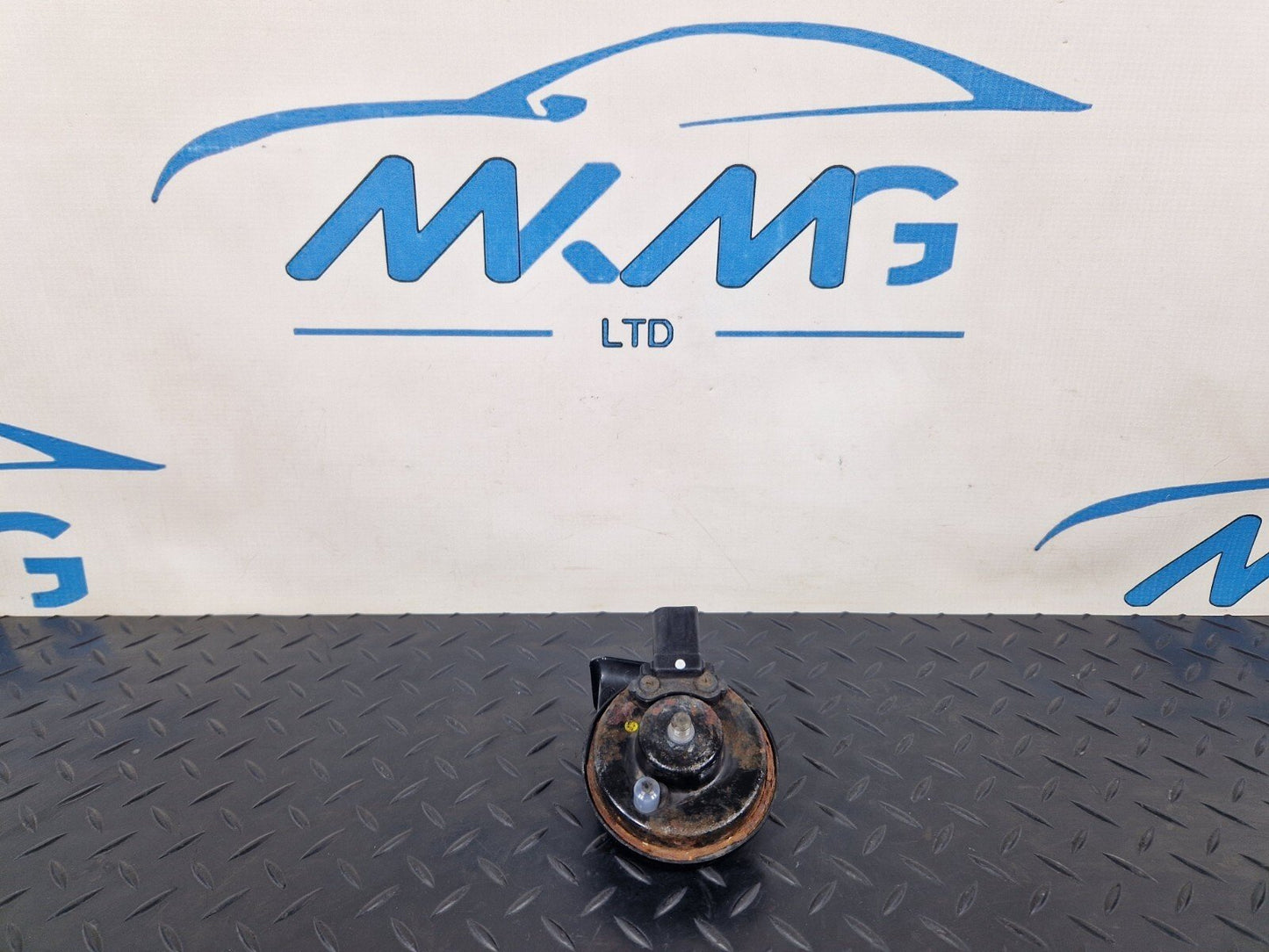 12-18 AUDI A6 C7 GENUINE HIGH TONE HORN 4G0951223