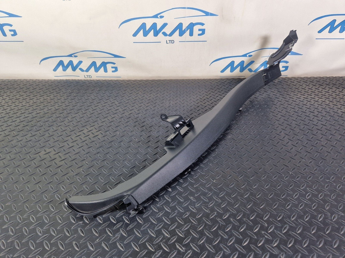14-21 MERCEDES C200 W205 GENUINE C-PILLAR TRIM REAR RIGHT A2056903305