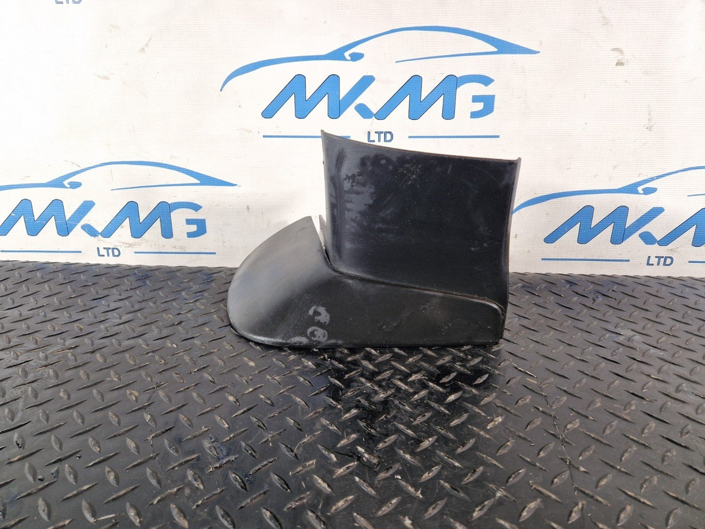 13-23 RANGE ROVER SPORT L494 RIGHT O/S FRONT BUMPER TRIM 1AA DK62-16D054-A