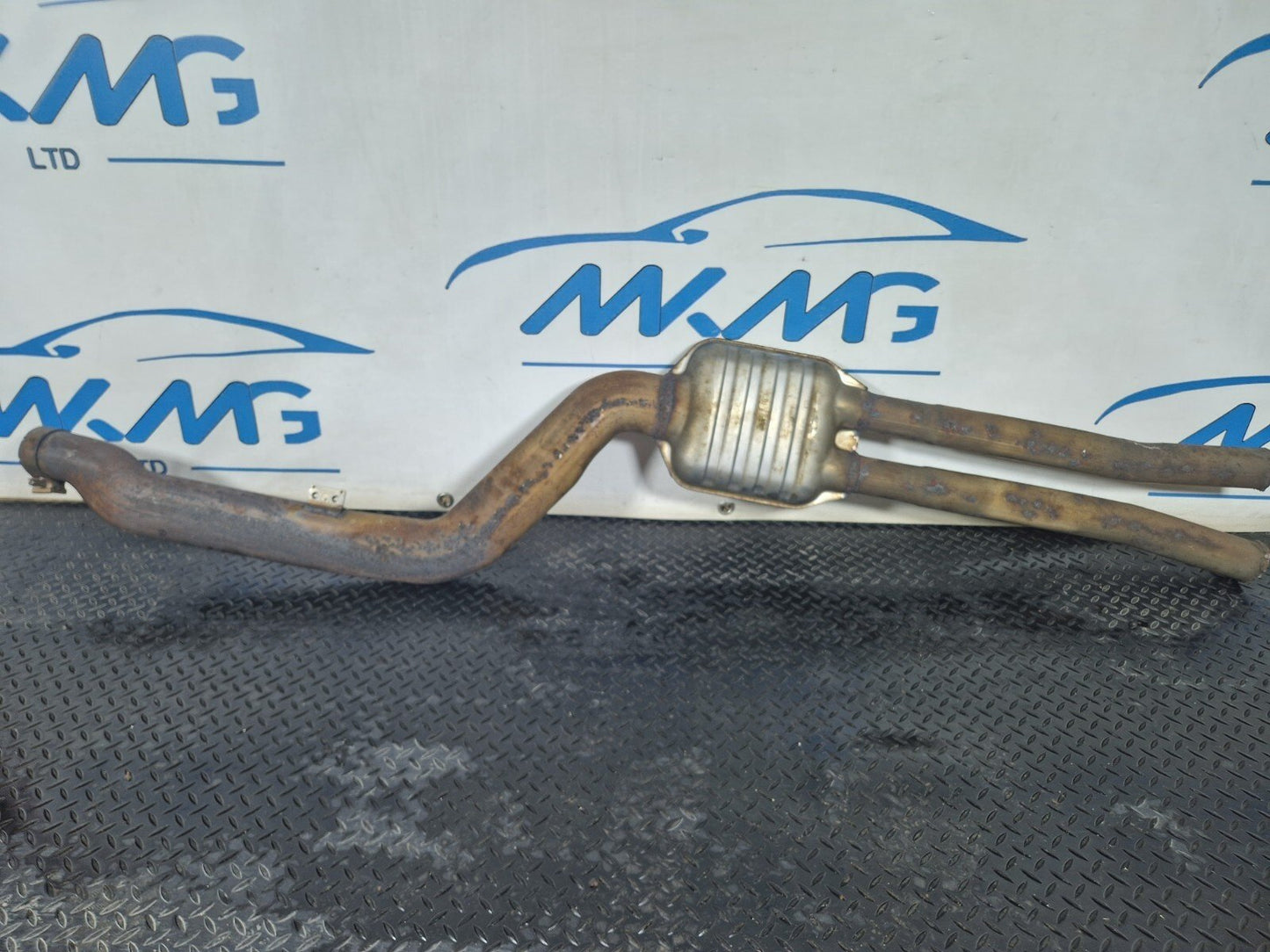 11-18 BMW 6 SERIES F06 640D N57 EXHAUST MIDDLE SECTION 7807103