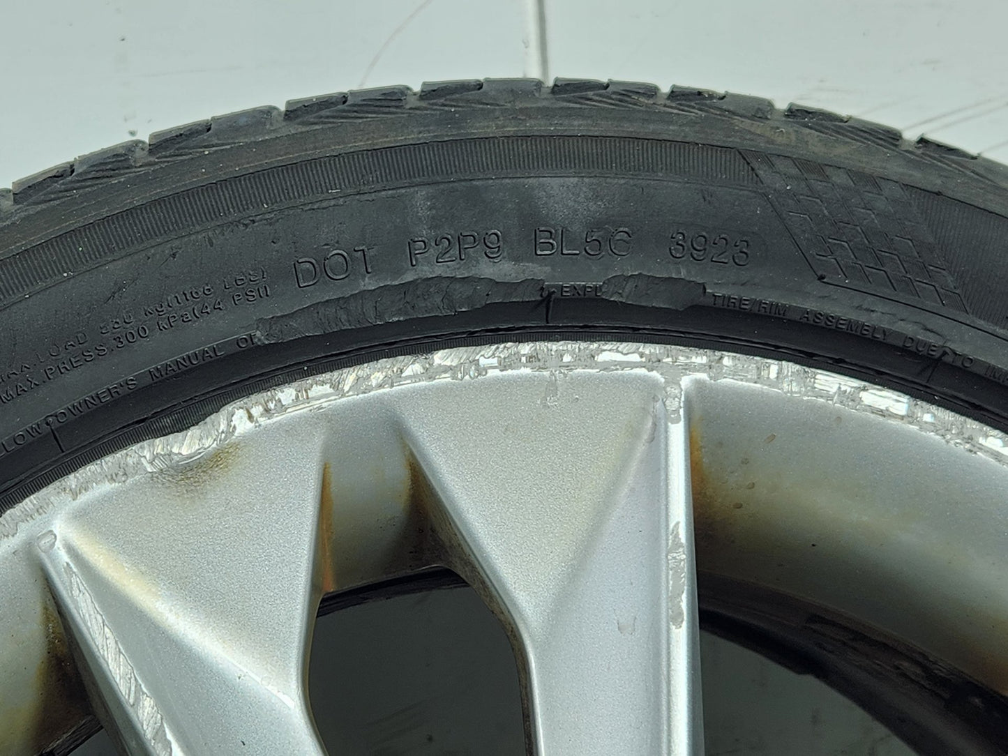 Seat Ibiza MK4 FL - 6J 16" Alloy Wheel with Tyre 215/45/16 6J0601025N