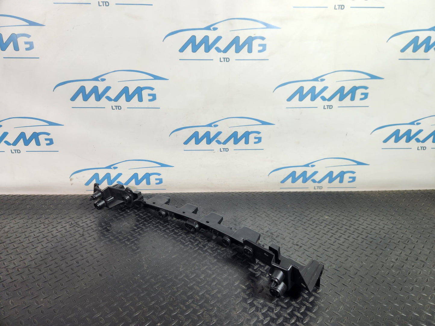 Land Rover Range Rover Evoque L551 SUV Rear Centre Bumper Bracket K8D217E855A