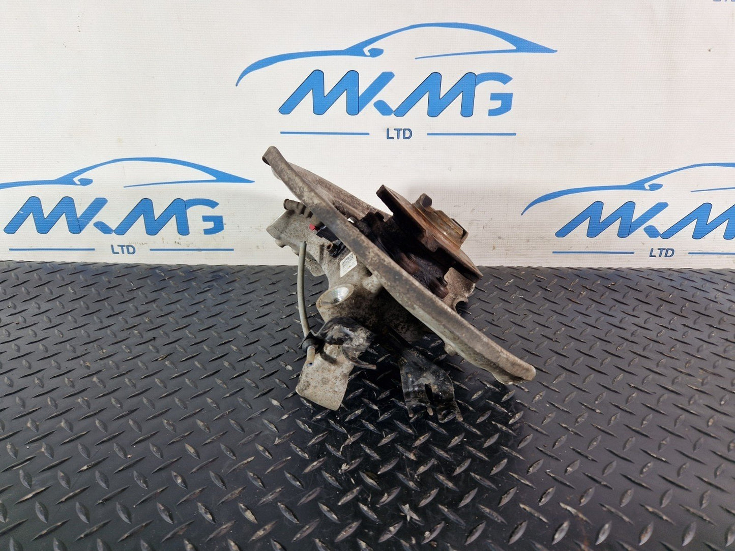 16-19 AUDI A4 B9 GENUINE REAR LEFT PASSENGER SIDE WHEEL HUB 8W0505435AA