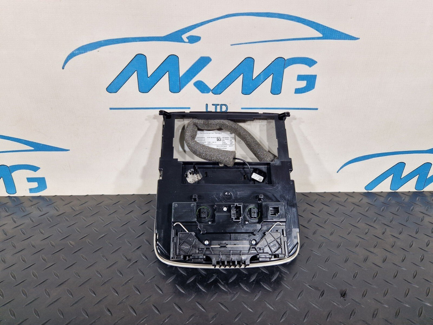 14-23 MERCEDES BENZ VITO W447 OEM FRONT INTERIOR ROOF LIGHT A4479006900