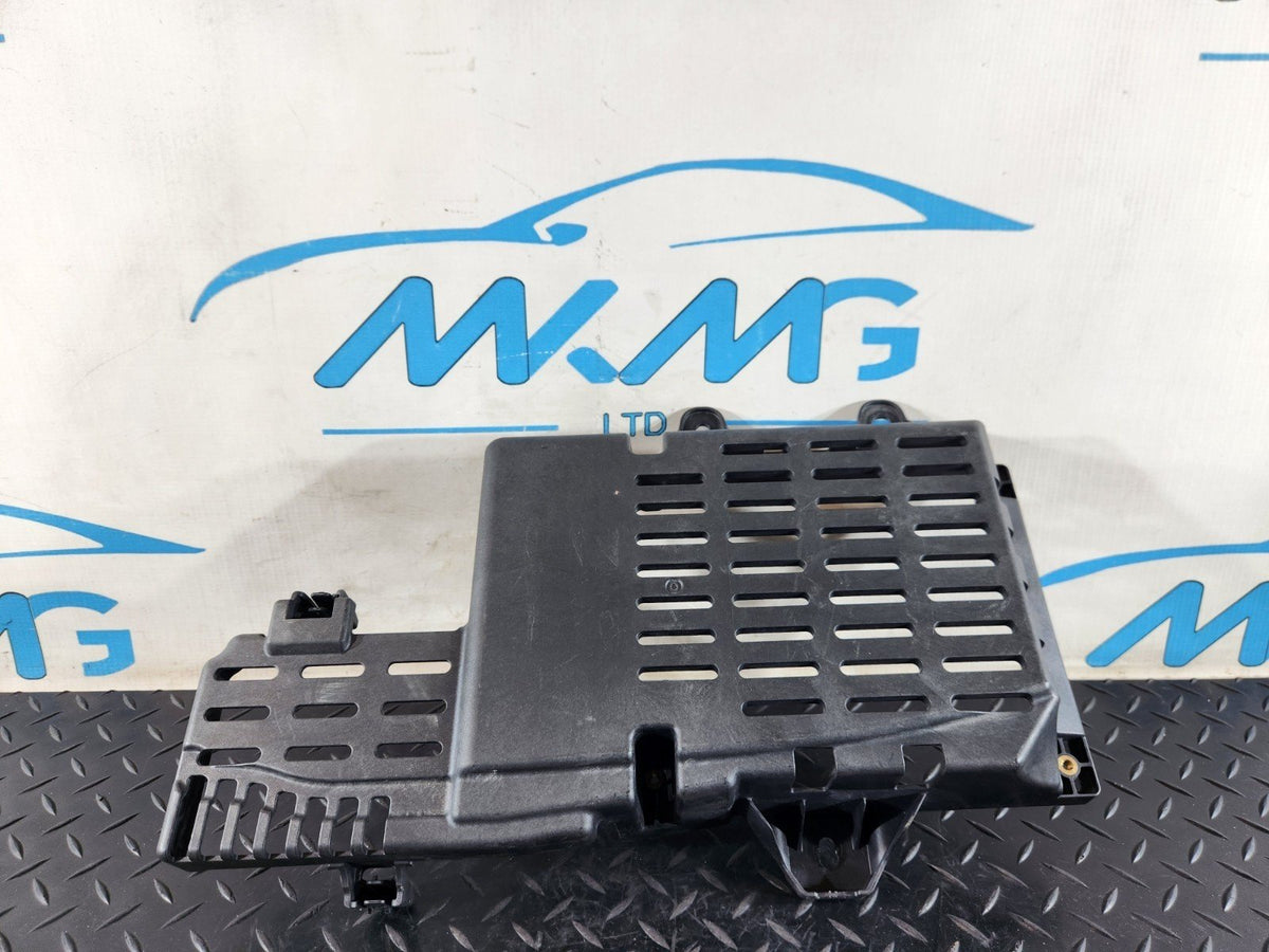 MERCEDES BENZ B CLASS W247 AMPLIFIER AUDIO UNIT BRACKET HOLDER MOUNT A2475450601
