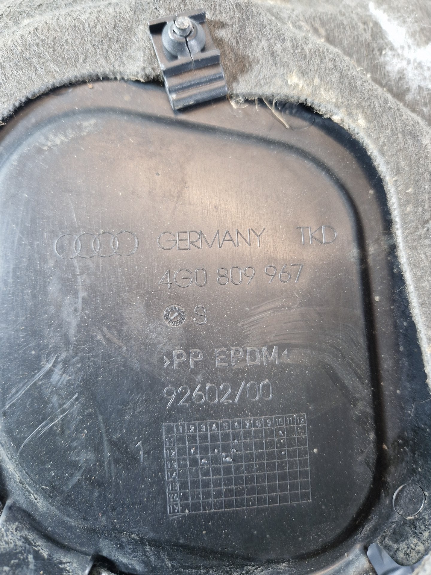 Audi A6 Front Left Wheel Arch Liner 4G0809967
