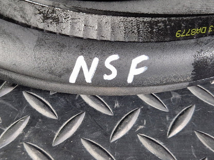 14-21 MERCEDES BENZ C220d W205 FRONT DOOR LEFT SIDE RUBBER SEAL A2056970051