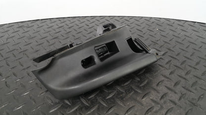16-19 AUDI A4 B9 S-LINE GENUINE REAR RIGHT SEAT BELT GUIDE 8W0857792