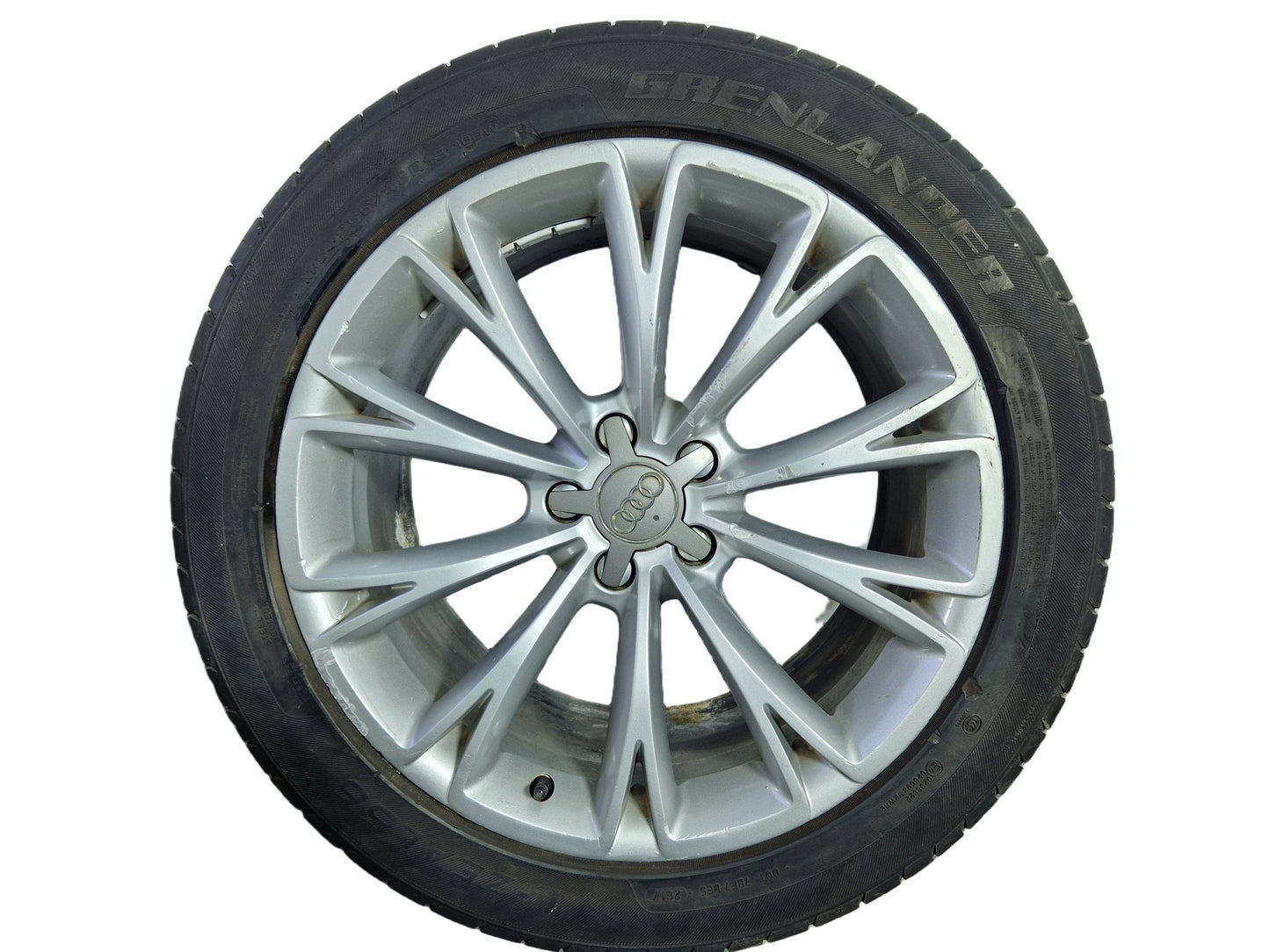 Audi A8 4H 19" Alloy Wheel with Tyre 225/45/19 ~4mm 4H0601025G