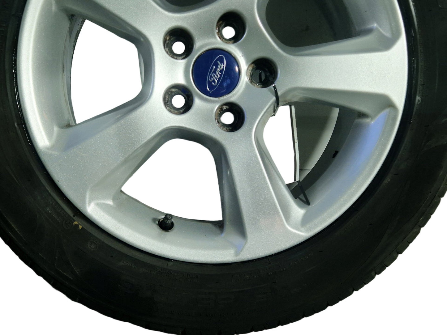 Ford Focus MK3 16" Alloy Wheel with Tyre 215/55/16 ~4mm