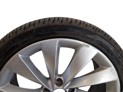 Volkswagen Passat MK5 (B6) (3C) 18" Alloy Wheel with Tyre 235/40/18 ~6mm