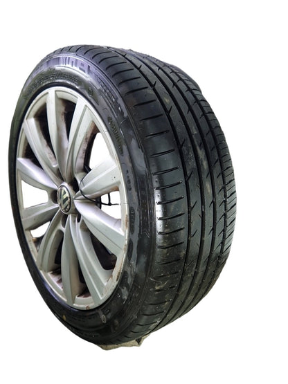 Volkswagen Polo MK5 (6R) 16" Alloy Wheel with Tyre 215/45/16 ~7mm 8R0601025K