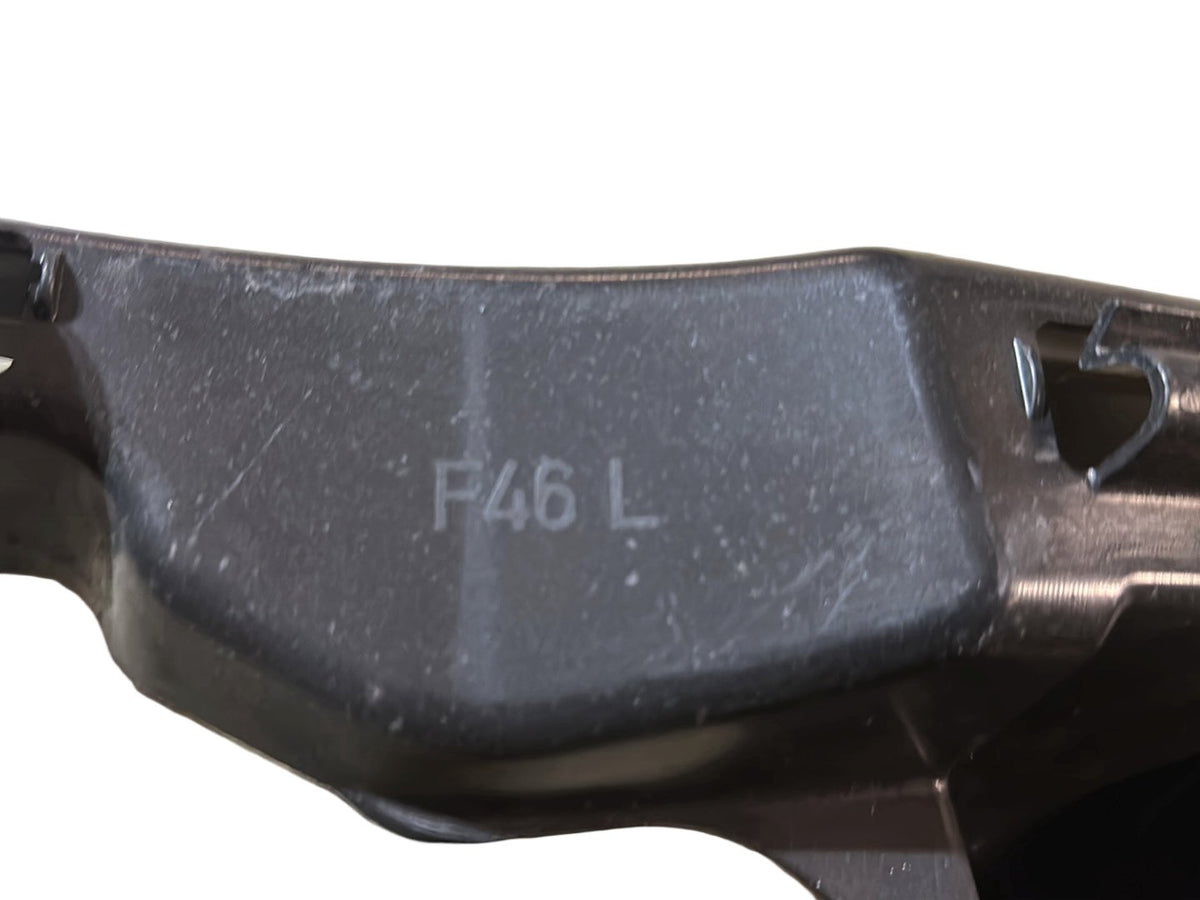 BMW 2 series f46 Left Rear Bumper Bracket 7387277