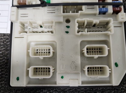 Mercedes-Benz Citan W415 Cargo Van Genuine Fuse Box 284B66209R 519533F00