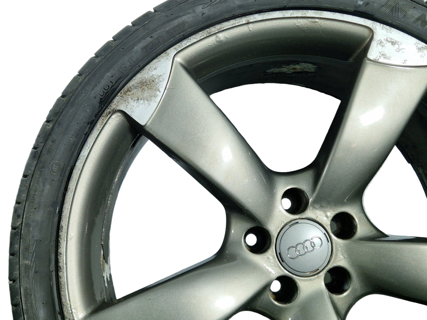 Audi A7 21" Alloy Wheel with Tyre 285/30/21 7mm 4H0601025AT