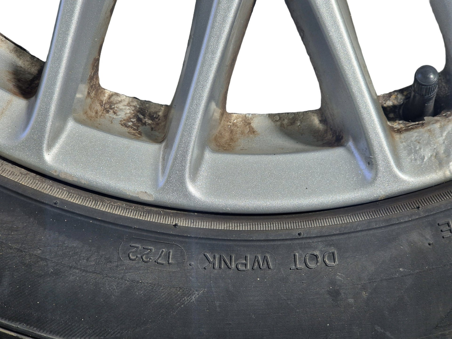 Ford Focus MK3 (C346) 17" Alloy Wheel with Tyre 215/50/17 ~6mm