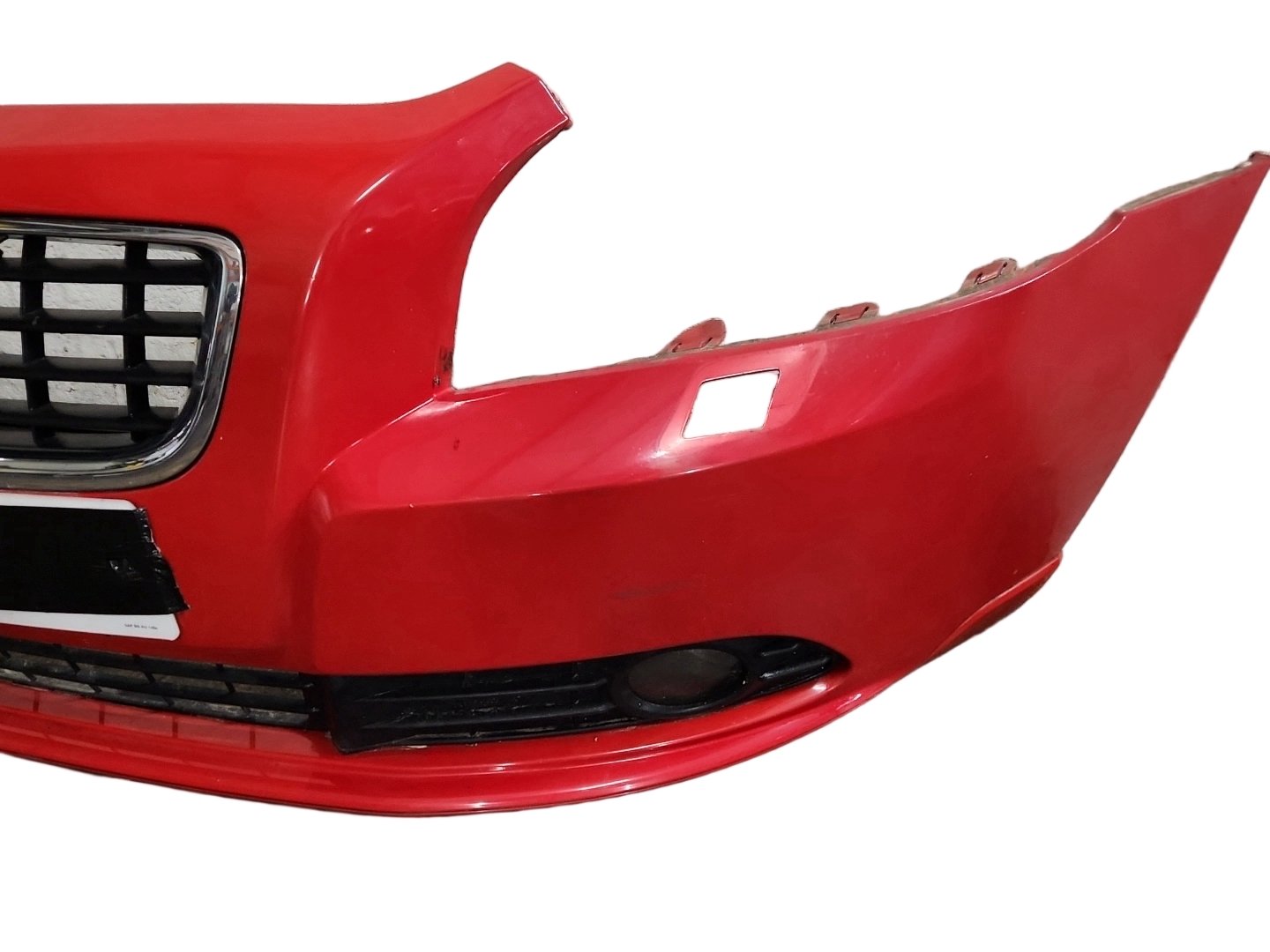 Volvo S40 MK2 (MS) Saloon Complete Front Bumper in Passion Red Solid 61200