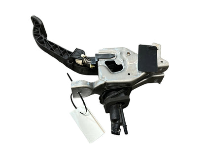19-On Range Rover Evoque L551 Clutch Pedal Assembly J9C37B633BB