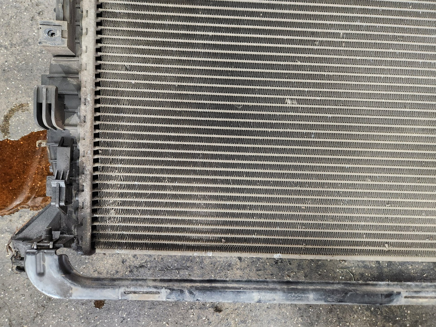 Volvo C30 1.6LL Petrol kw B4164S3 Coolant Air Conditioning Radiator 3M5H8005RK