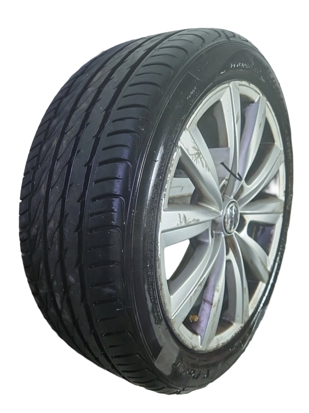 Volkswagen Polo MK5 (6R) 16" Alloy Wheel with Tyre 215/45/16 7mm 8R0601025K
