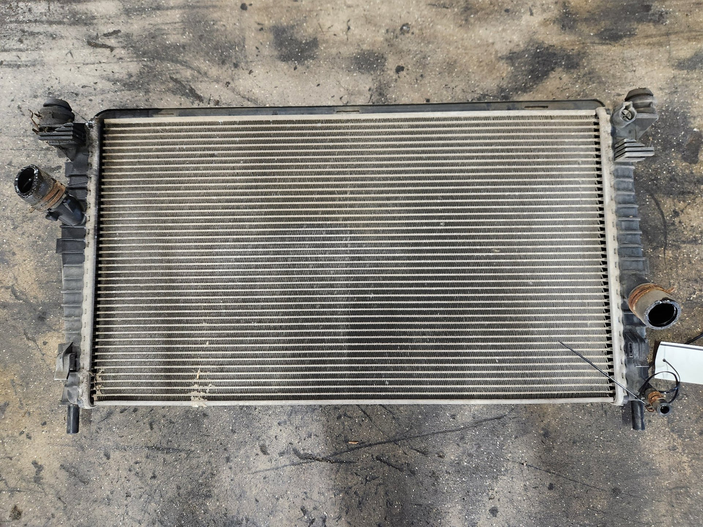 Volvo C30 1.6LL Petrol kw B4164S3 Coolant Air Conditioning Radiator 3M5H8005RK