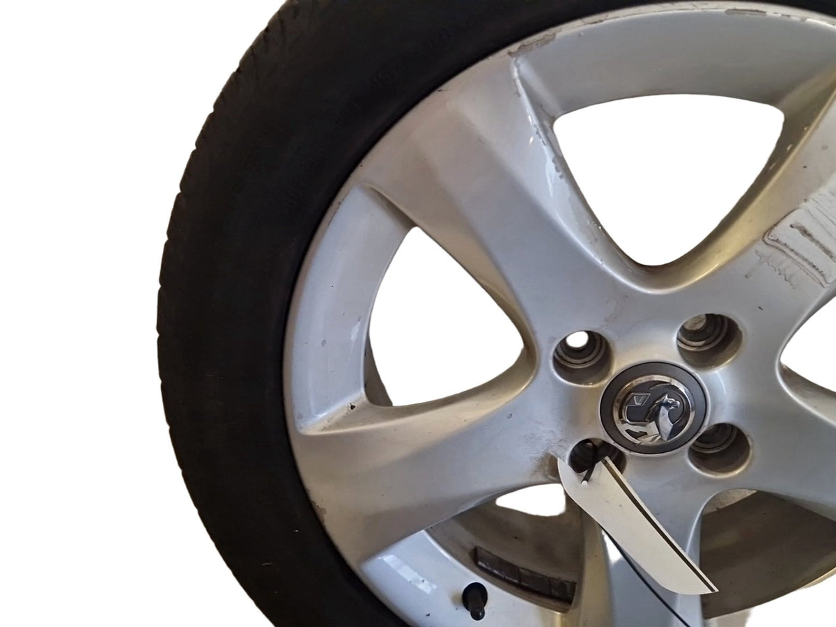 Vauxhall Corsa MK3 (D) (4400) 16" Alloy Wheel with Tyre 195/55/16 ~3mm 13338769