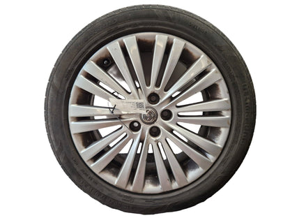 Vauxhall Astra MK6 (J) (A3400) 17" Alloy Wheel with Tyre 215/50/17 ~4mm