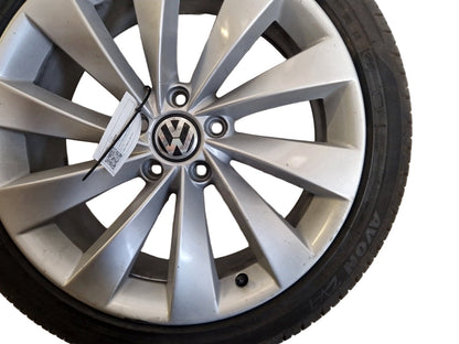 Volkswagen Passat MK5 (B6) (3C) 18" Alloy Wheel with Tyre 235/40/18 ~5mm