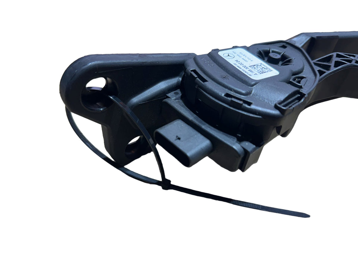 Mercedes-Benz ML350 CDI W166 Accelerator Pedal a1663000204
