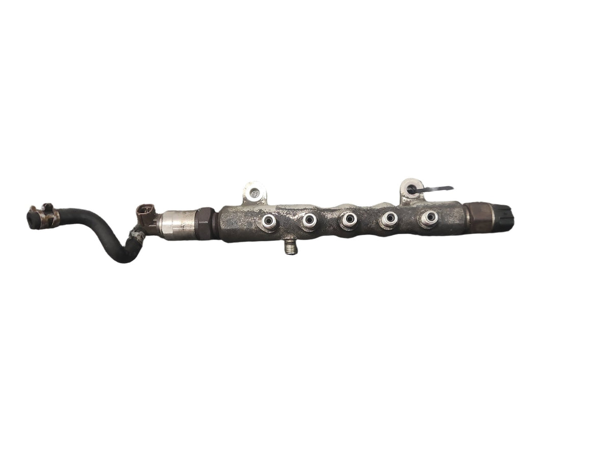 Lexus IS220d MK2 FL (ALE20) Sedan 2.2 Diesel 2AD-FHV Fuel Injector Rail