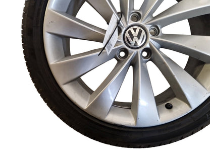 Volkswagen Passat MK5 (B6) (3C) 18" Alloy Wheel with Tyre 235/40/18 ~5mm