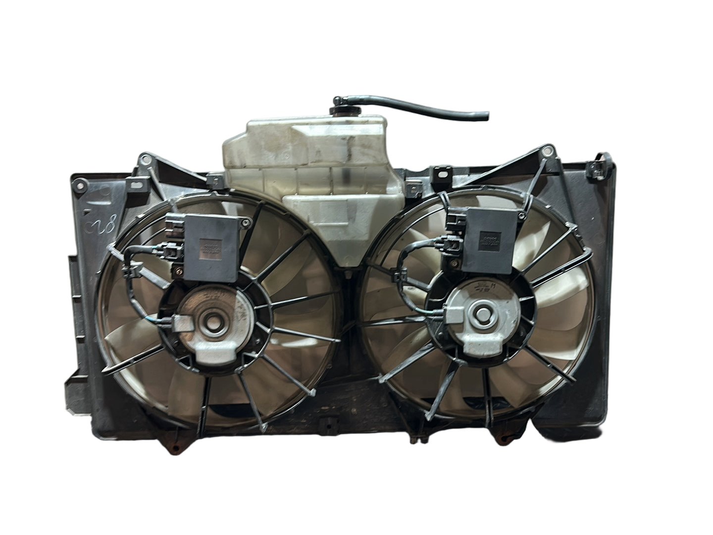 Mazda 6 MK3 (GJ) Saloon Denso Cooling Radiator Fan Housing 268000-7081