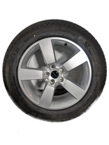Land Rover Defender L663 OEM 20" Alloy Wheel with Tyre 7mm 255/60/20 L8B21007GB