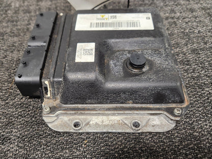 Vauxhall Meriva MK2 (B) (4470) MPV Genuine Engine Control Unit ECU 55585729