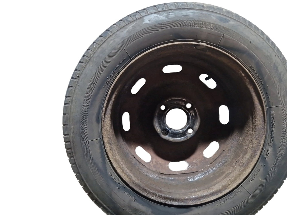 Peugeot 2008 MK1 (Ph1) (A94) SUV 15" Steel Wheel with Tyre 195/65/15 ~5mm