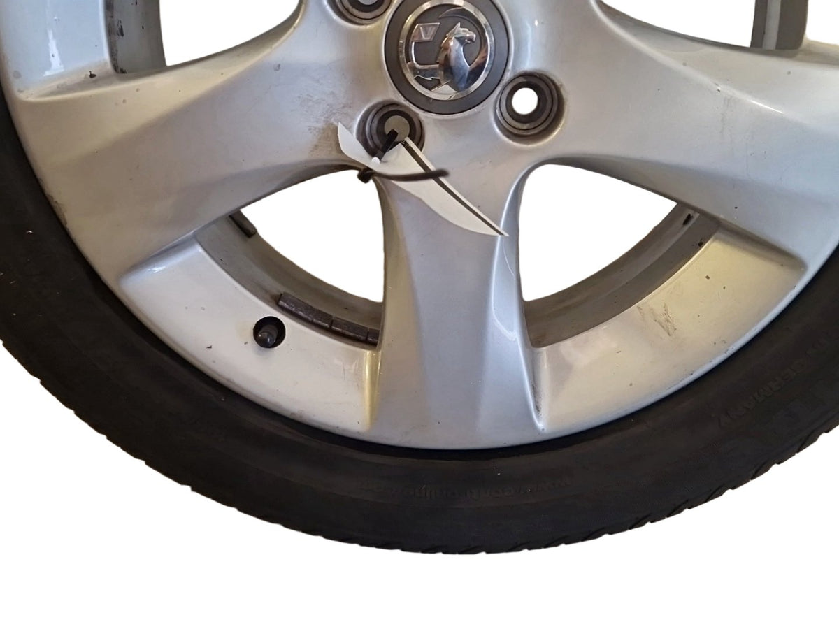 Vauxhall Corsa MK3 (D) (4400) 16" Alloy Wheel with Tyre 195/55/16 ~3mm 13338769