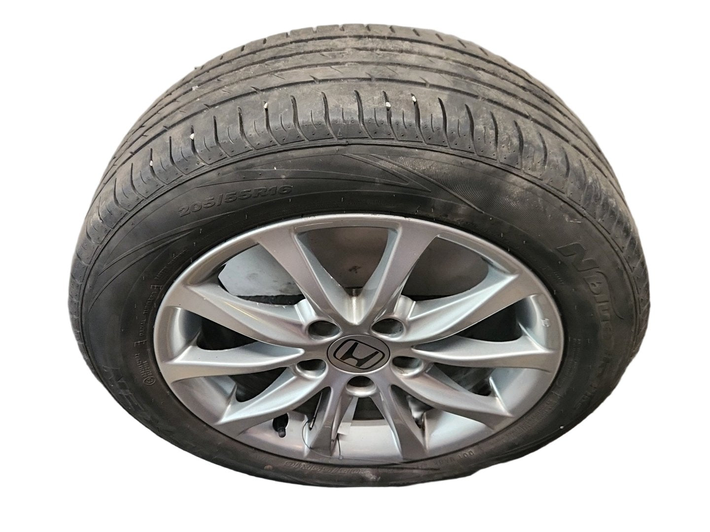 Honda Civic MK9 (FK27) 16" Alloy Wheel with Tyre 205/55/16 ~4mm 16065A