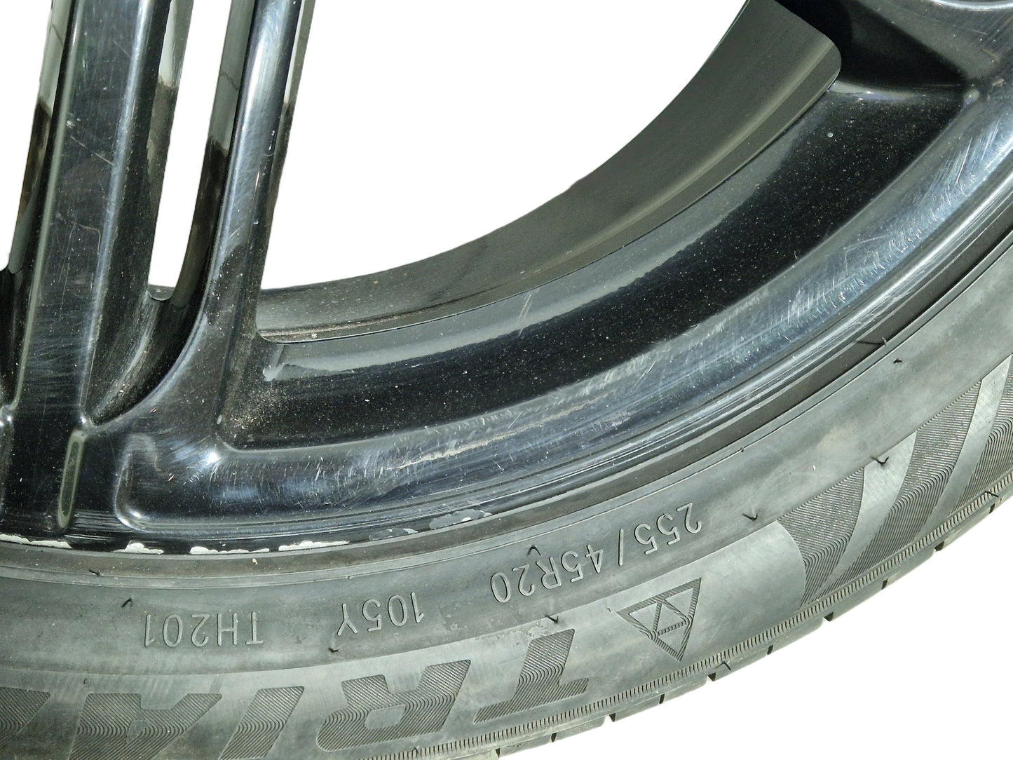 Audi 20" Alloy Wheel with Tyre 255/45/20 5mm 8R060102586
