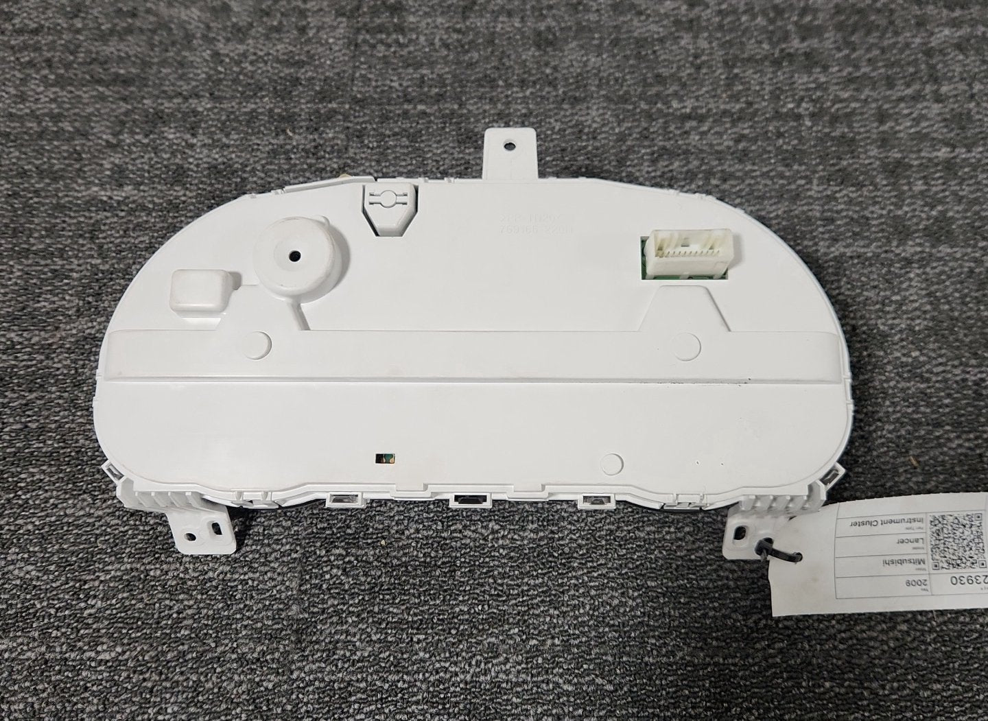 Mitsubishi Lancer MK5 (CX8A) Hatchback Genuine Instrument Cluster 8100B126A