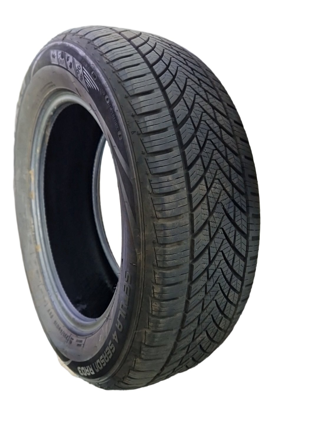 Rotalla Tyre 215/60/R16 99V Setula 4 Season RA03 Genuine ~6mm Tread