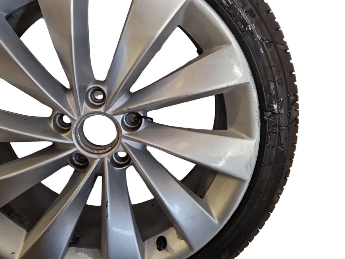 Volkswagen Passat MK5 (B6) (3C) 18" Alloy Wheel with Tyre 235/40/18 ~6mm