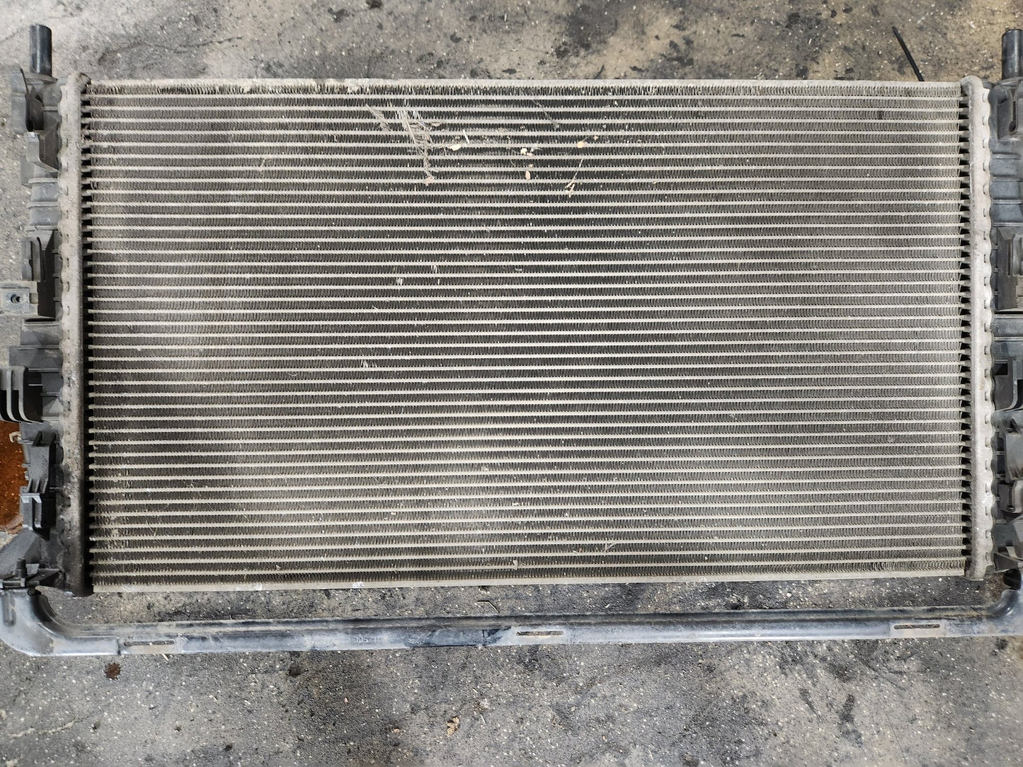 Volvo C30 1.6LL Petrol kw B4164S3 Coolant Air Conditioning Radiator 3M5H8005RK