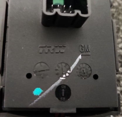 Vauxhall Mokka MK1 (G1U0) SUV Front Right Side Window Switch 95025521-600R